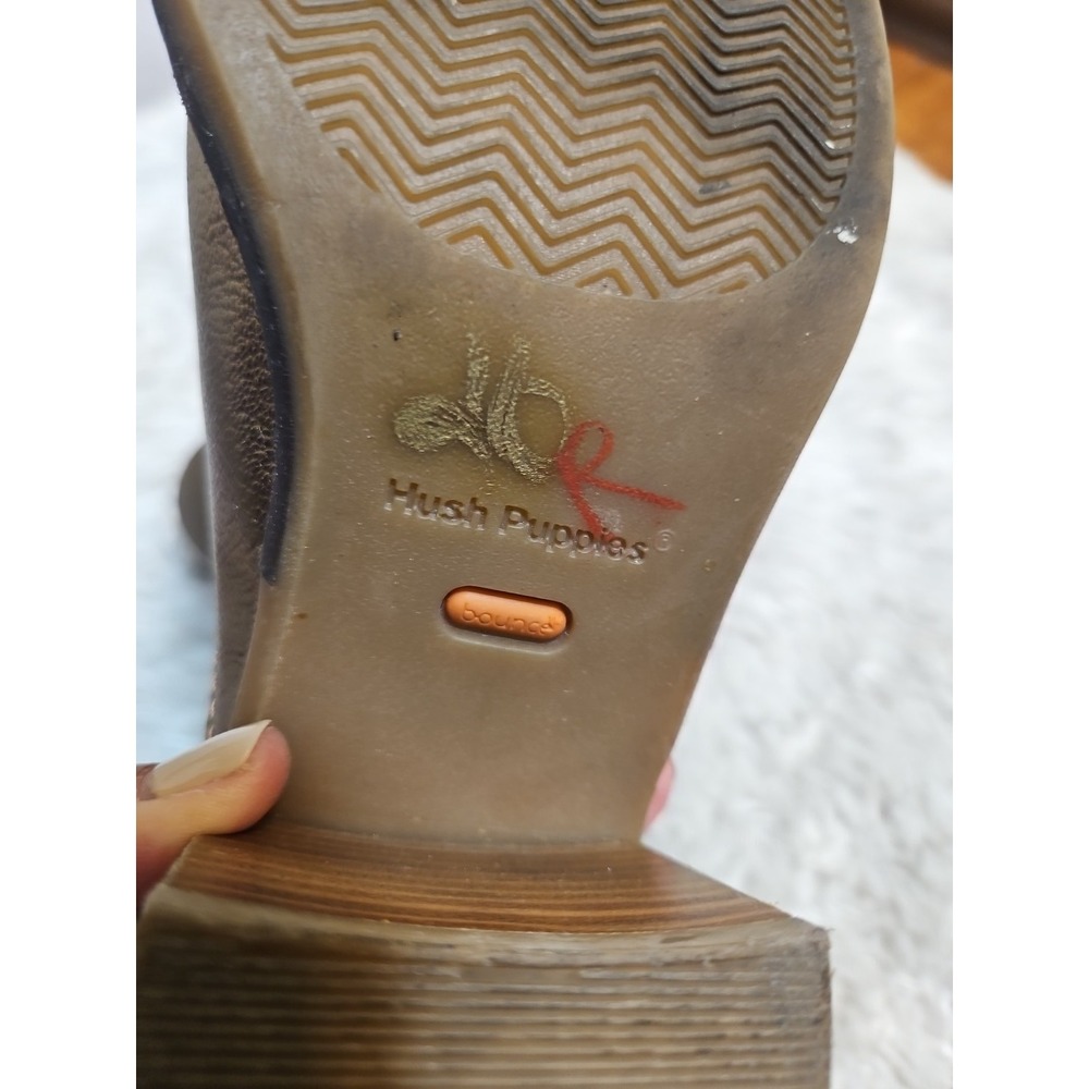 Hush Puppies Women's Size 8.5 M  Moyen Mules, GOLD‎ - Picture 8 of 14